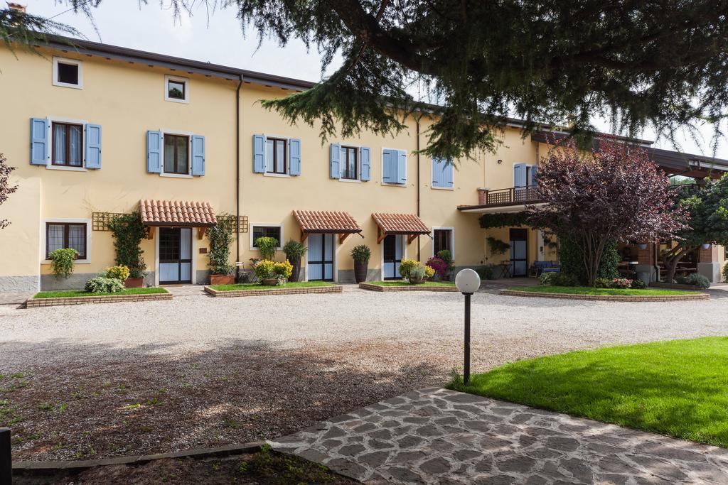 Cason Degli Ulivi Rivoli Veronese Exterior photo